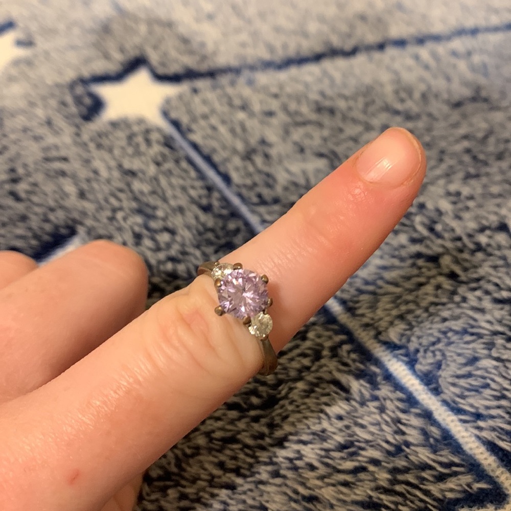 7 Assorted Silver/Clear Rings - Picture 8 of 8